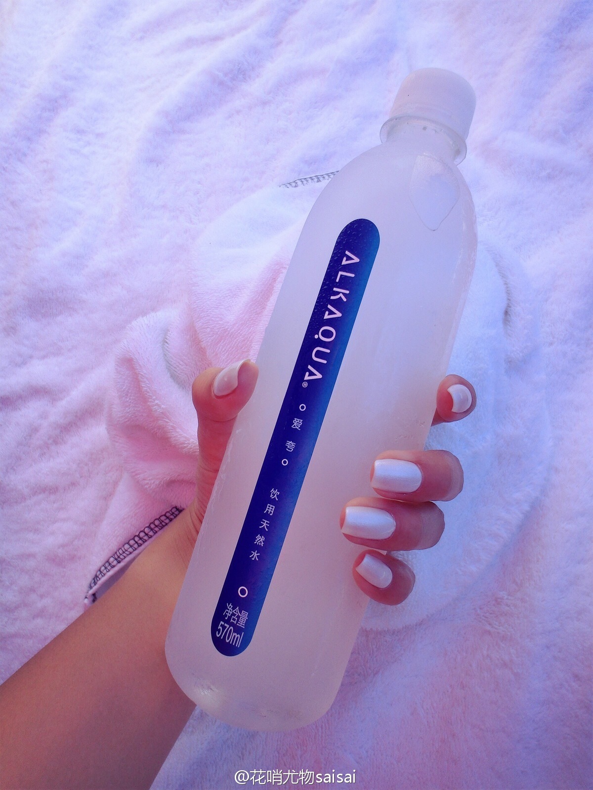 花哨尤物saisai的微博列表微女郎